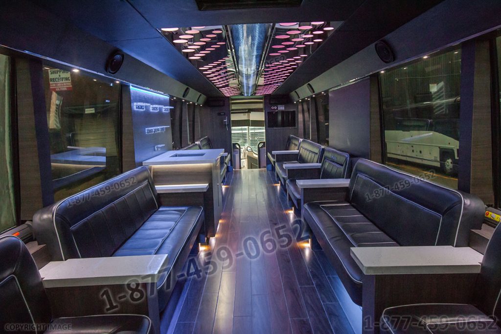 Party Bus: MCI-3