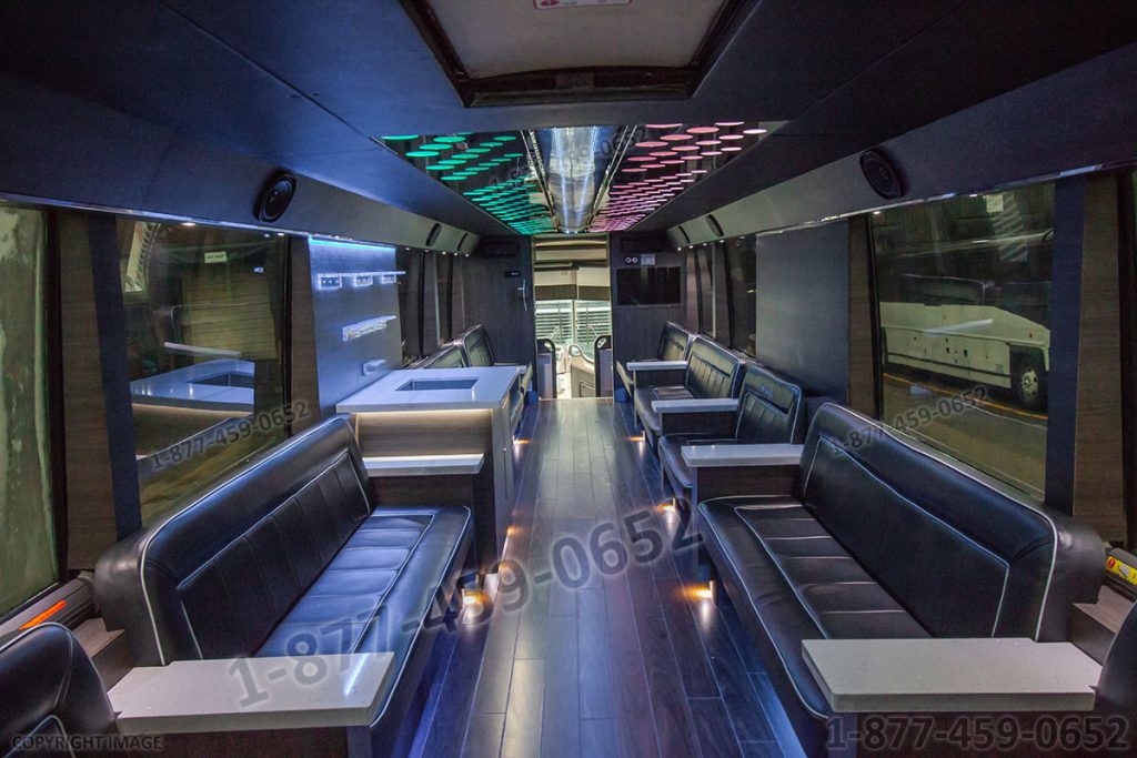 Party Bus: MCI-3