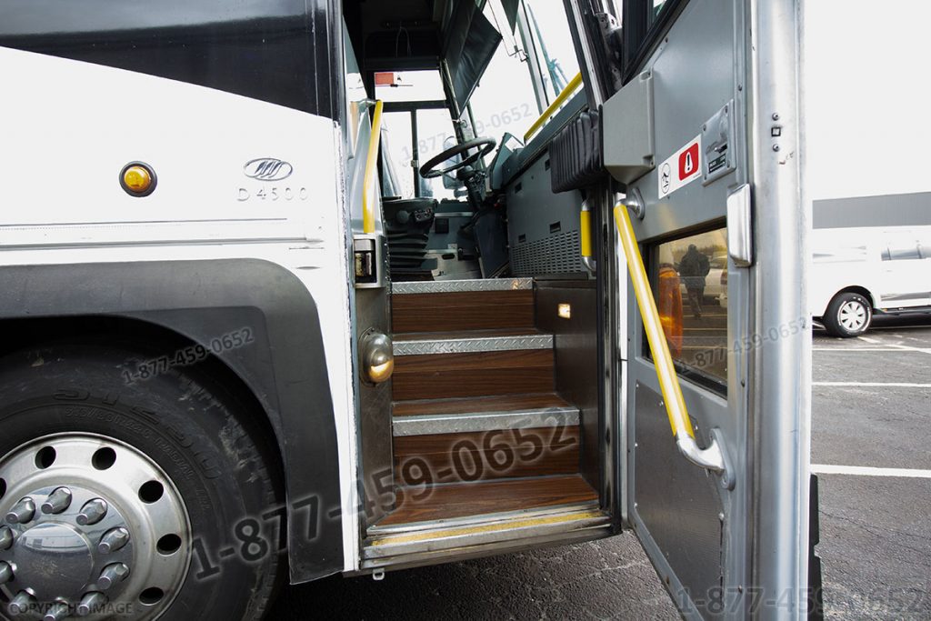 Party Bus: MCI-1