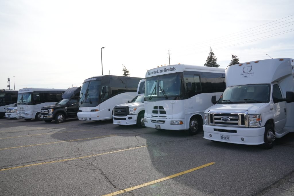 toronto limo bus